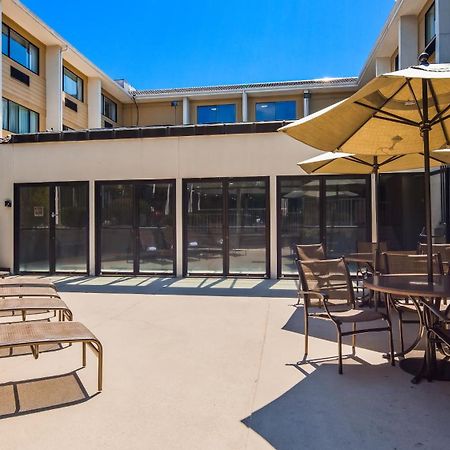 סי טק Best Western Seattle Airport Hotel מראה חיצוני תמונה